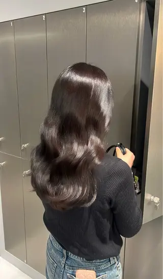 ロング ゆみ／ lei miuのヘアスタイル