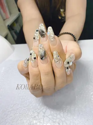 ネイル KOLLABO nailのネイルデザイン