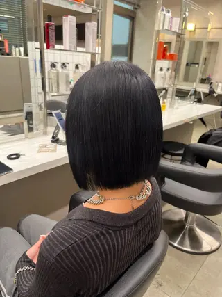 ミディアム 寒色＆ブリーチ特化 寒色MiOのヘアスタイル