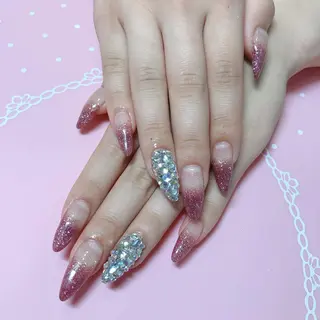 セミロング ネイル 《LB》ラブリエ Nail&eyeのマツエク・マツパデザイン