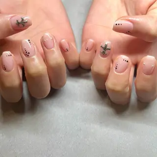 ネイル YUKO🩶 sofa立川のネイルデザイン