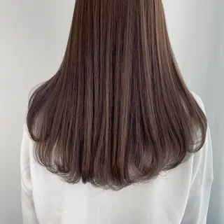 カラー 山口 莉奈のヘアスタイル