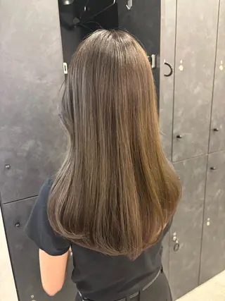 ロング カラー Ｖｉｏｔ  銀座 樋口 桃佳のヘアスタイル