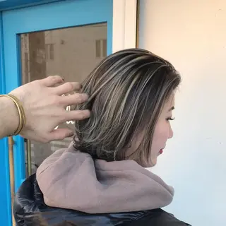ミディアム en Siena エンシエナのヘアスタイル