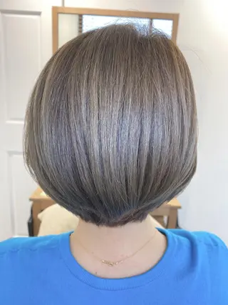 ショート カラー ハイライト⭐️上野 高広のヘアスタイル