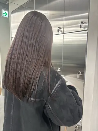 ロング 佐藤 莉子のヘアスタイル