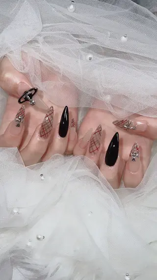 ネイル MON  nail kanaのネイルデザイン