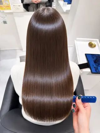 ミディアム Emuest心斎橋 SAKIのヘアスタイル