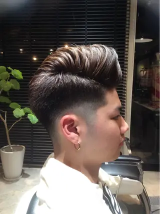 ミディアム メンズ アルガ ダイキのヘアスタイル
