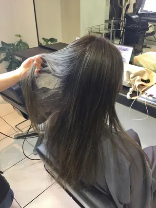 ロング カラー ヘアアレンジ 秋葉 一郎のヘアスタイル