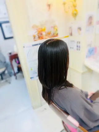 ロング 菅沼 美咲のヘアスタイル