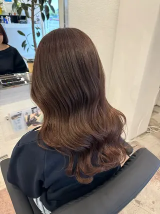 ロング 山下 遼香のヘアスタイル