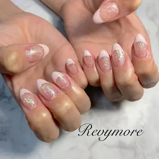 ミディアム ネイル nail salon Revymoreのネイルデザイン