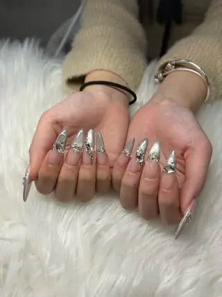 ネイル SHION  のネイルデザイン