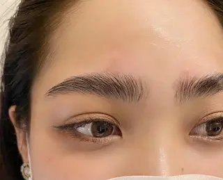 アイブロウ 眉毛まつ毛専門店 uralogeのマツエク・マツパデザイン