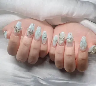 ネイル Lee Nailsのネイルデザイン