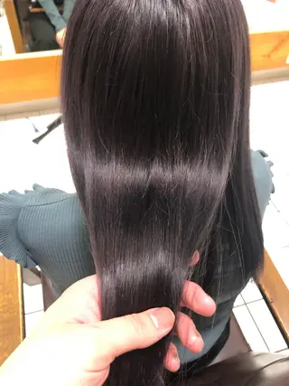 カラー 滝沢 智希のヘアスタイル