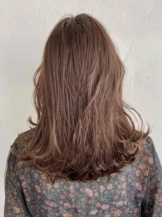 ミディアム カラー 前田 裕介のヘアスタイル