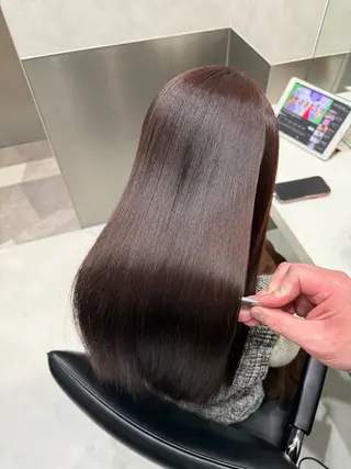 ミディアム 縮毛矯正クロスパーマ 益子達也のヘアスタイル