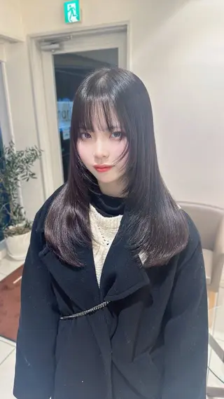 ロング カラー 銀座レイヤーカット ×シースルー前髪のヘアスタイル