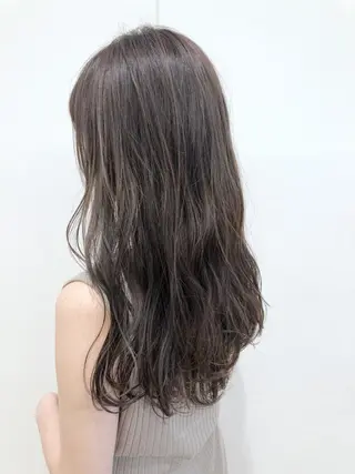 ミディアム ケアブリーチ 坪井佑樹のヘアスタイル
