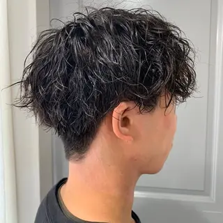パーマ メンズ Pia ツボイ ケイタのヘアスタイル