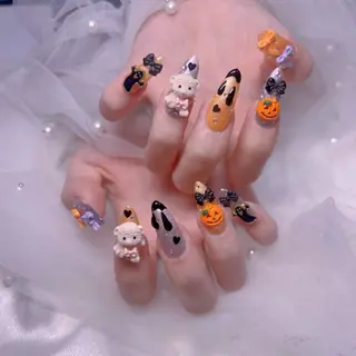 ネイル UMI ネイルサロン新宿🎀のネイルデザイン