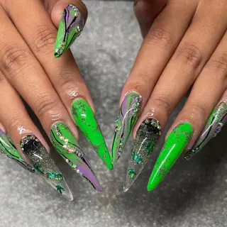 ネイル ♛︎BARON♛︎ SUMIREのネイルデザイン