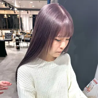 セミロング ハイトーンイヤ リングカラー清水隆央のヘアスタイル