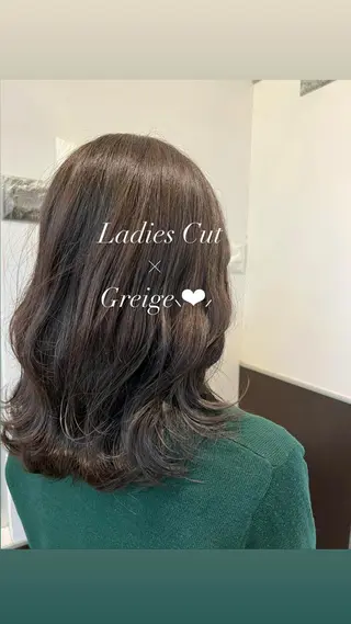 セミロング カラー 大人デザイン 🍃MORIKA🍃のヘアスタイル