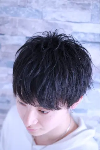 ショート メンズ Lit.豊橋 夏目のヘアスタイル