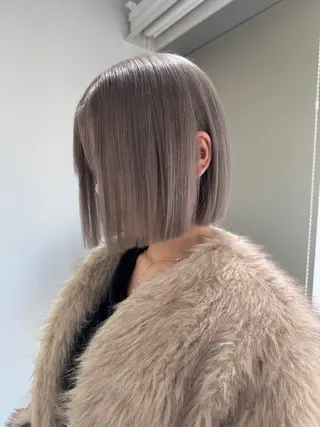 ショート カラー 店長　MANAMI ／ブリーチ／骨格ボブのヘアスタイル