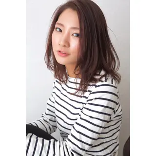 ミディアム カラー fio マナミのヘアスタイル