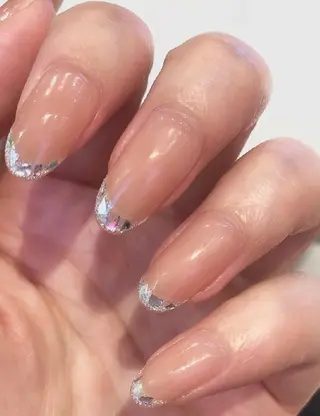 ミディアム ネイル フィルイン・深爪矯正 長さ出し🎀のネイルデザイン