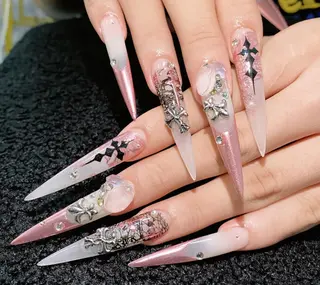 ネイル エリ🫧 nail池袋東口のネイルデザイン