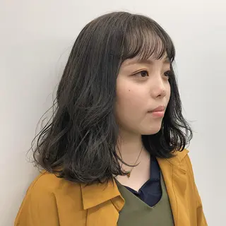 ショート カラー ヘアアレンジ Flamme Annaのヘアスタイル