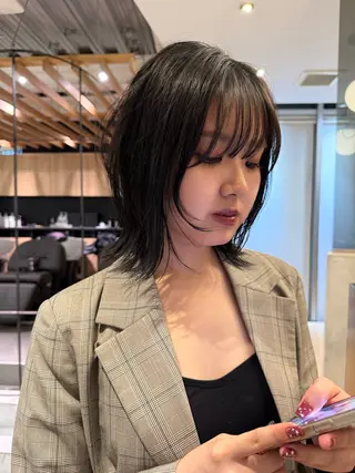 ミディアム 須藤 優真 切りっぱなしボブのヘアスタイル