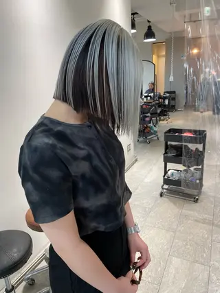 ショート カラー 💜ハイトーン💛 マジカルかいちゃんのヘアスタイル