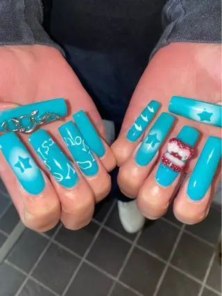 ネイル nano/きもかわ nail🐬🫧のネイルデザイン