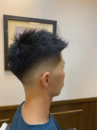 ショート 💈 クラモトダイセイのヘアスタイル