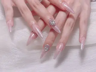 ネイル KARI ネイルサロンのネイルデザイン