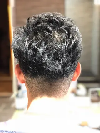 ショート メンズ 吉村 周馬のヘアスタイル