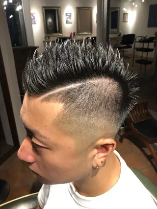 ショート メンズ 冨士川 英樹のヘアスタイル