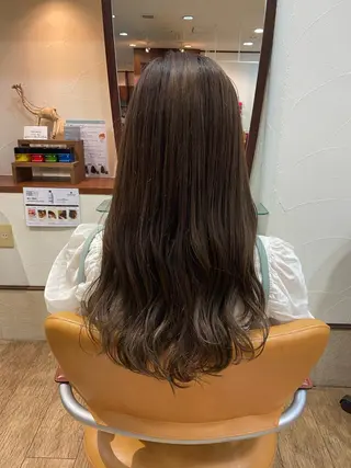 ロング カラー サプリームヘア 飯田みち瑠のヘアスタイル