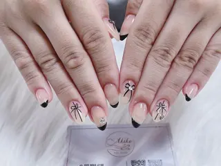 ネイル AKIKO ネイルサロンのネイルデザイン