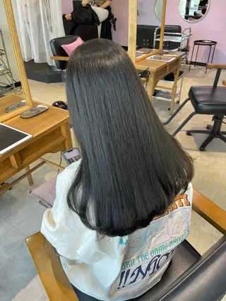 カラー MATTY yoshika 🐻のヘアスタイル