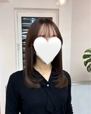 ミディアム 碓氷 梨乃のヘアスタイル