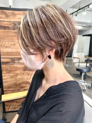 ショート カラー ruen 上通り 髪質改善&ショートカット所属・💫熊本上通り💫 田口 紗羅のヘアスタイル