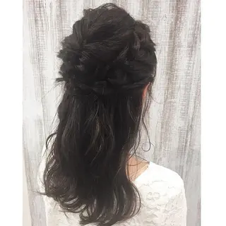 セミロング カラー ヘアアレンジ 透明感♡︎♡︎ 佐々木早苗のヘアスタイル