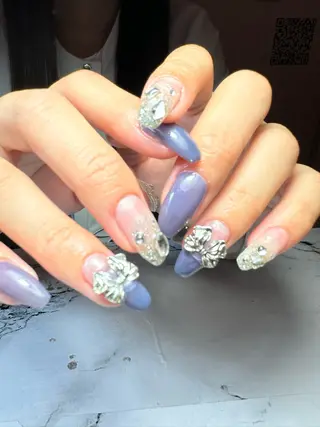 ネイル 新山 聖のネイルデザイン